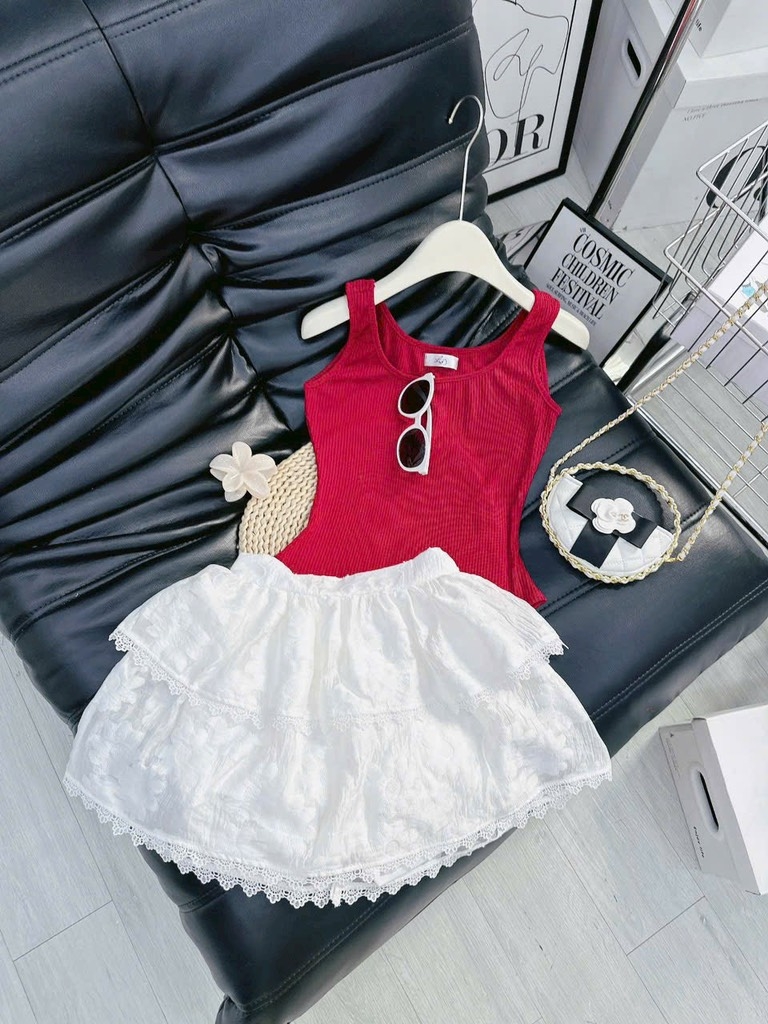 Set áo gân đỏ chân váy tơ 2 tầng