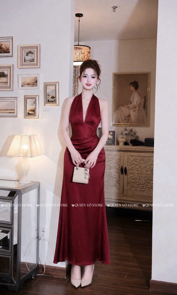 Đầm lụa cổ yếm - Đỏ