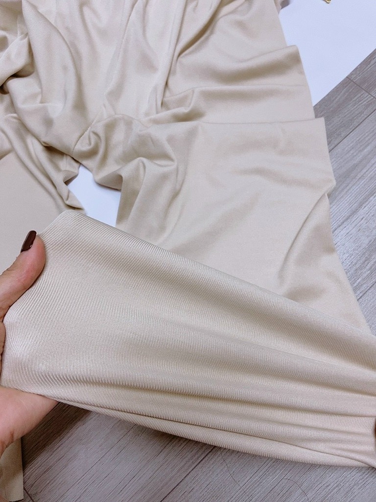 Quần ống rộng li nhỏ