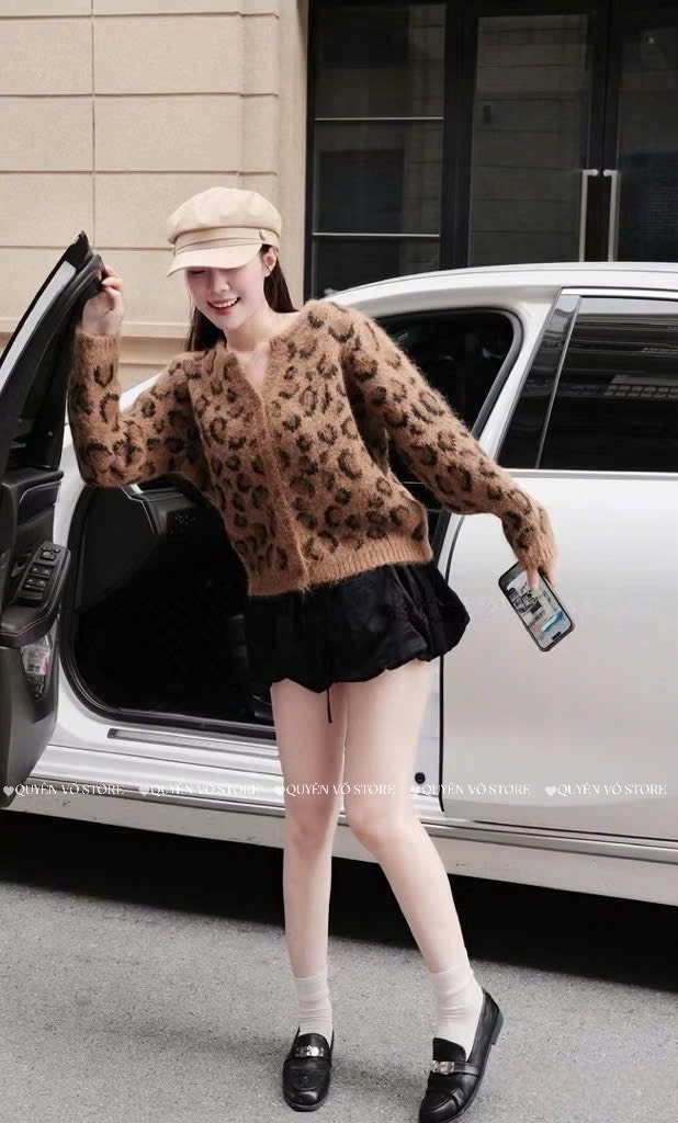 Áo khoác len da beo - Nâu