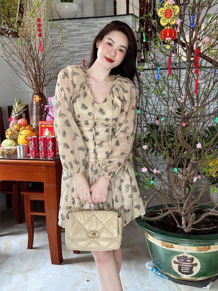 Đầm voan nâu hoa đen - S