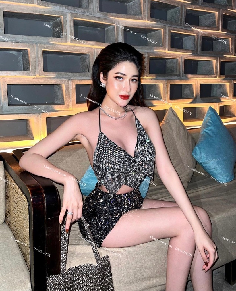 Quần bling kim sa