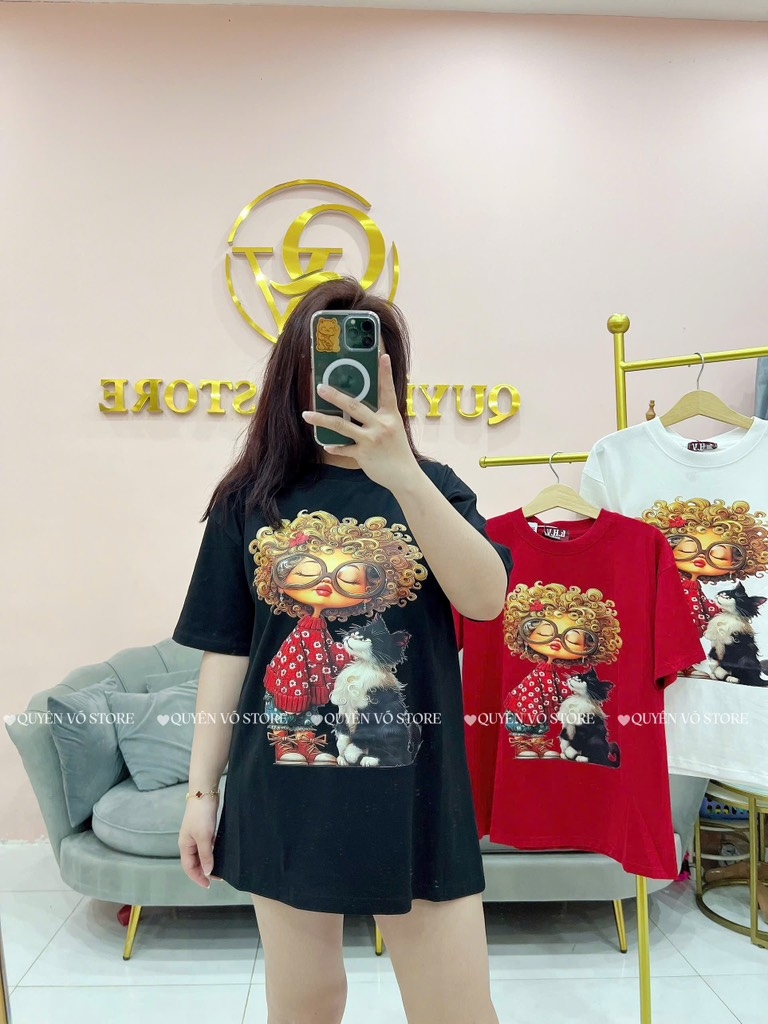 Áo thun cô gái tóc xù mèo