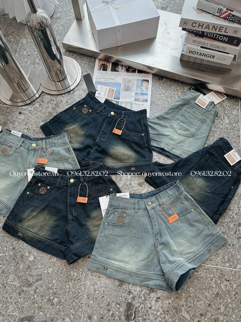 QJ 0043 Quần jean đùi xanh đính M