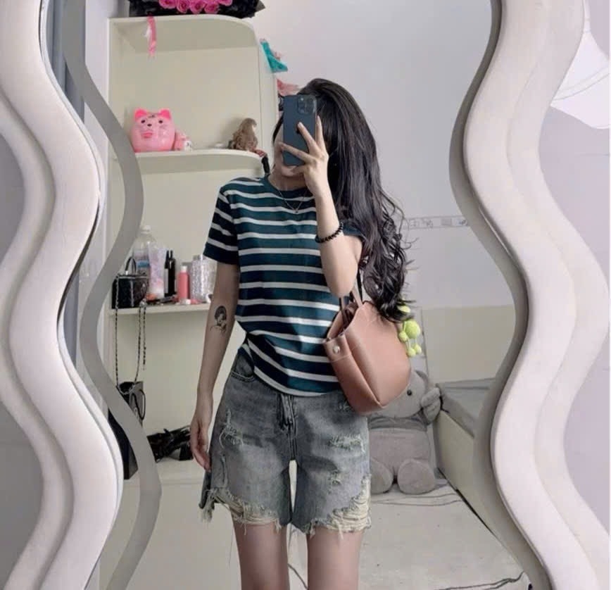 Áo thun sọc trơn - Form vừa