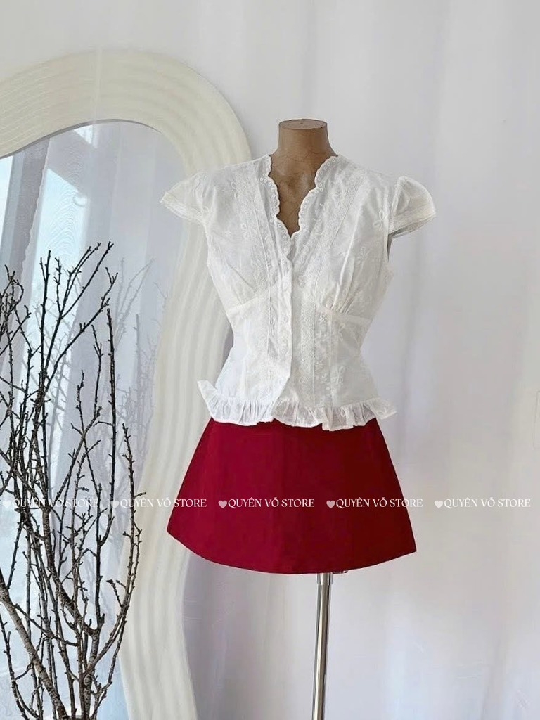 Set áo xô thêu nơ chân váy kaki đỏ