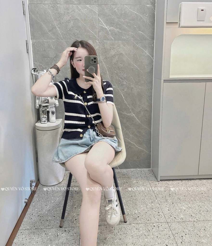 Áo MTG YSL sọc nút