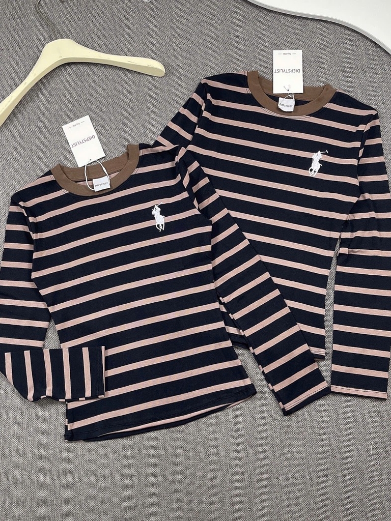 Áo thun tay dài thêu ngựa - Form vừa