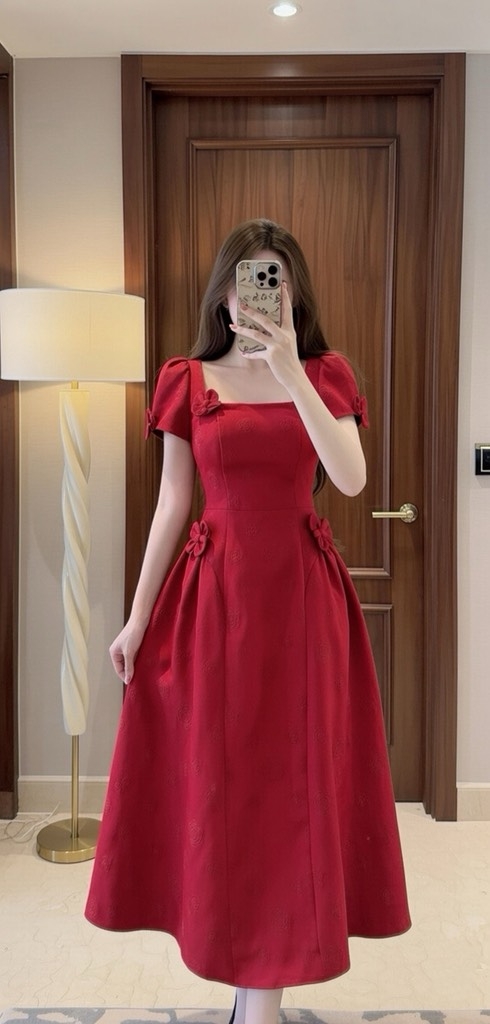 Đầm cổ vuông hoa vai eo - dáng dài