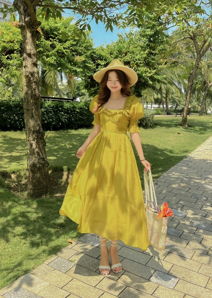 Đầm bo tay viền ren bèo ngực