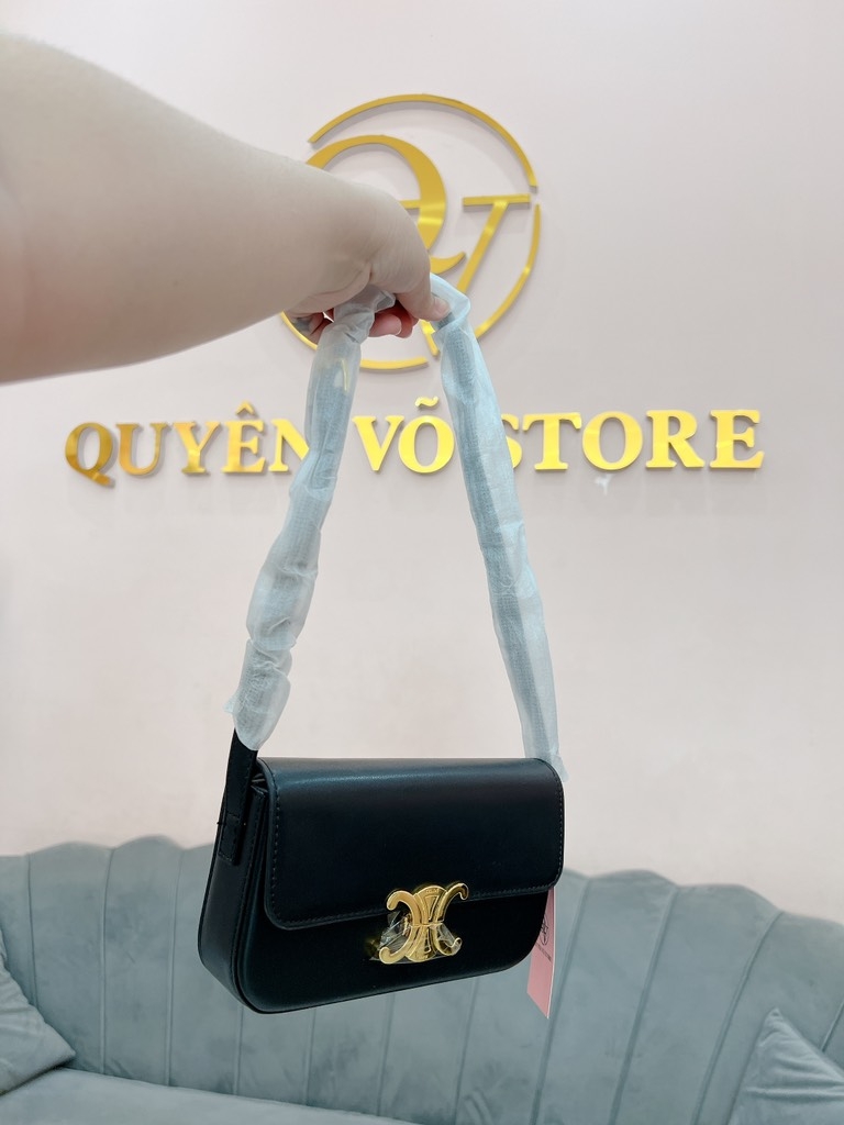 Túi kẹp nách Celine Size 21