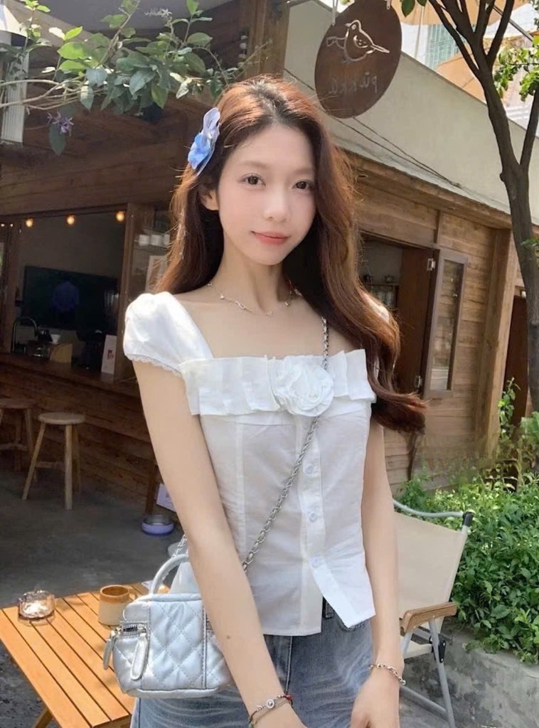 Áo sơ mi hoa ngực - 369