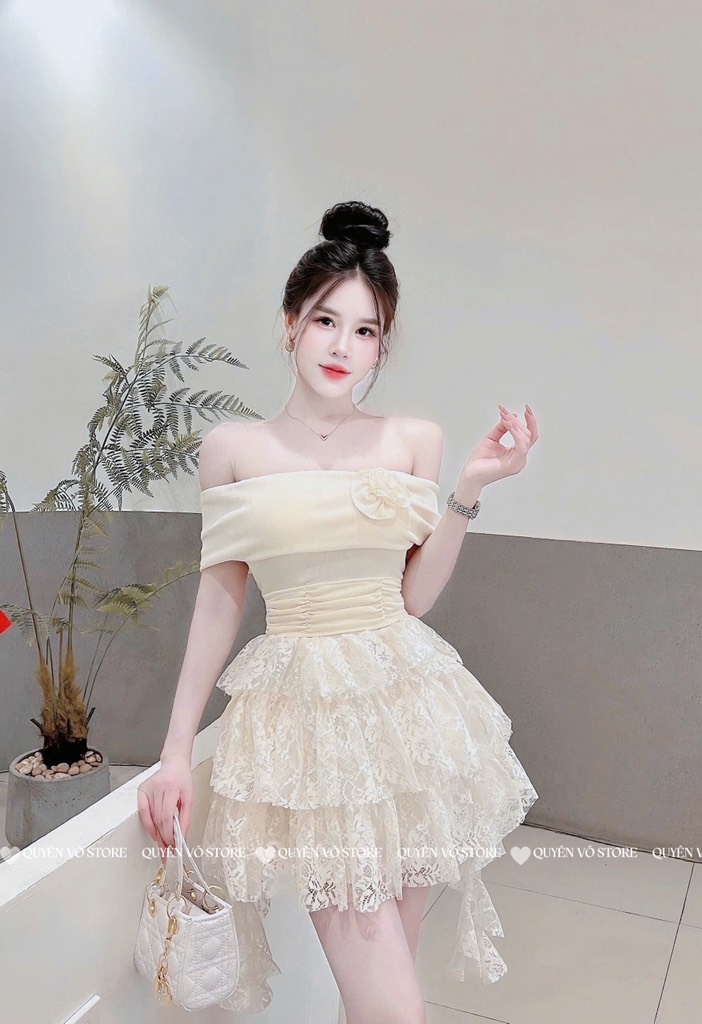 Đầm trễ vai ren tua - Be