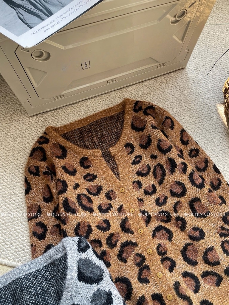 Áo khoác len da beo - Nâu