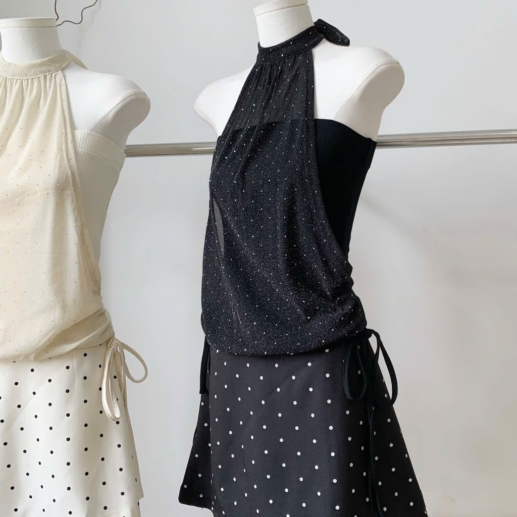 Chân váy chấm bi dáng A - Đen