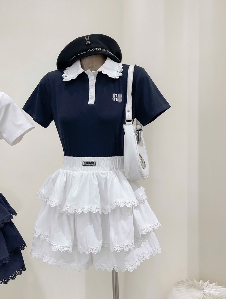 Set áo cổ polo chân váy tầng xòe - Đen