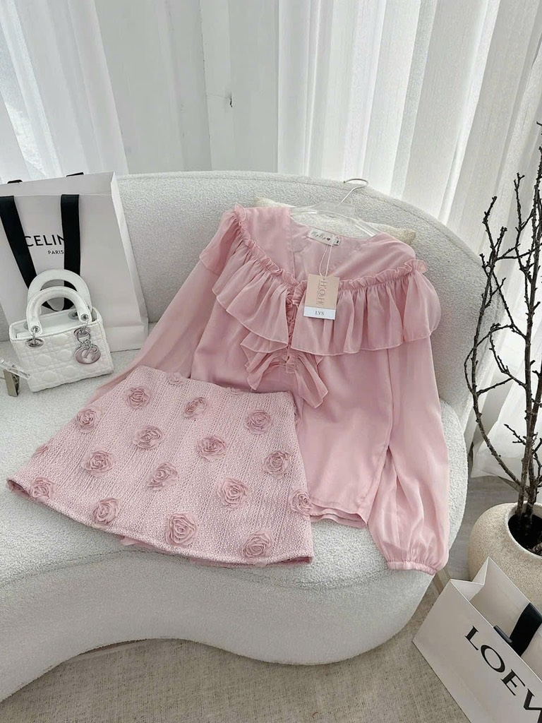 Set áo hồng bèo x chân váy kết hoa