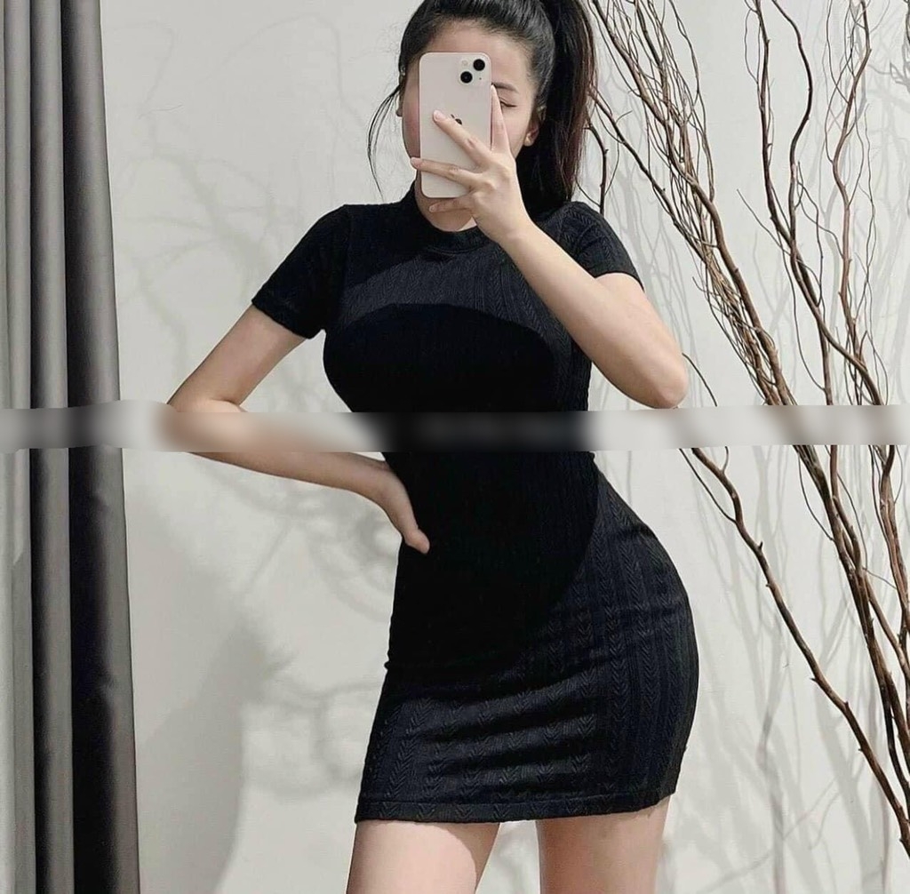 Đầm body len dệt