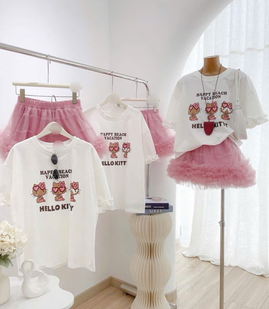 Set áo thun mèo chân váy hồng