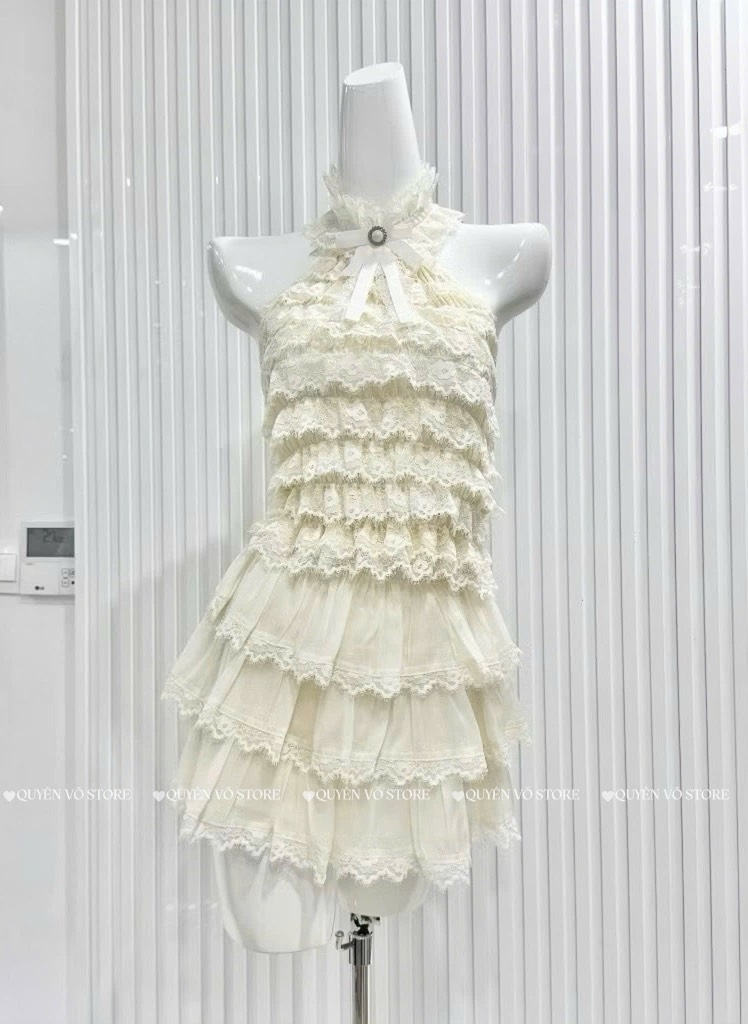 Set cổ yếm tầng tiểu thư