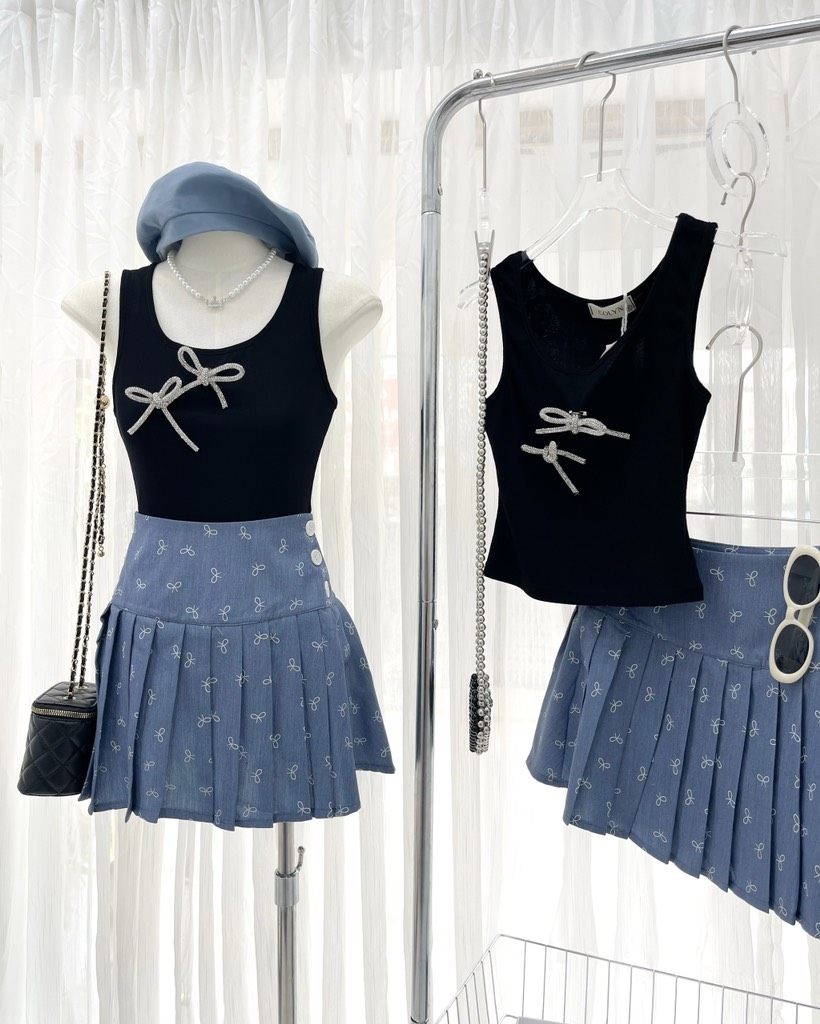 Set áo thun đen nơ chân váy denim  - S eo 64