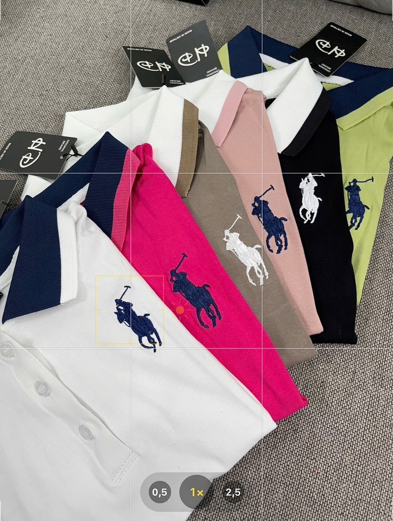 Áo thun cổ bẻ thêu ngựa - Form vừa