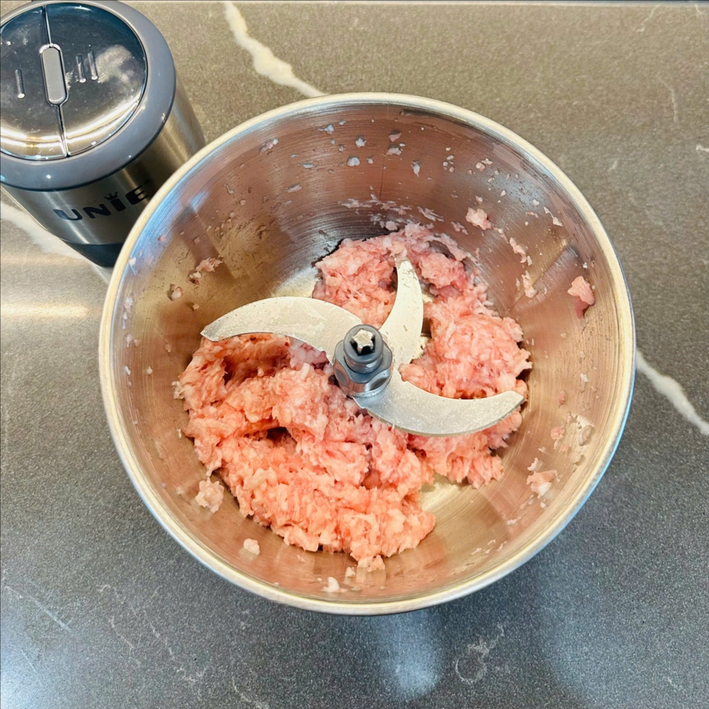 Máy xay thịt đa năng Unie UE226 (1tx12)