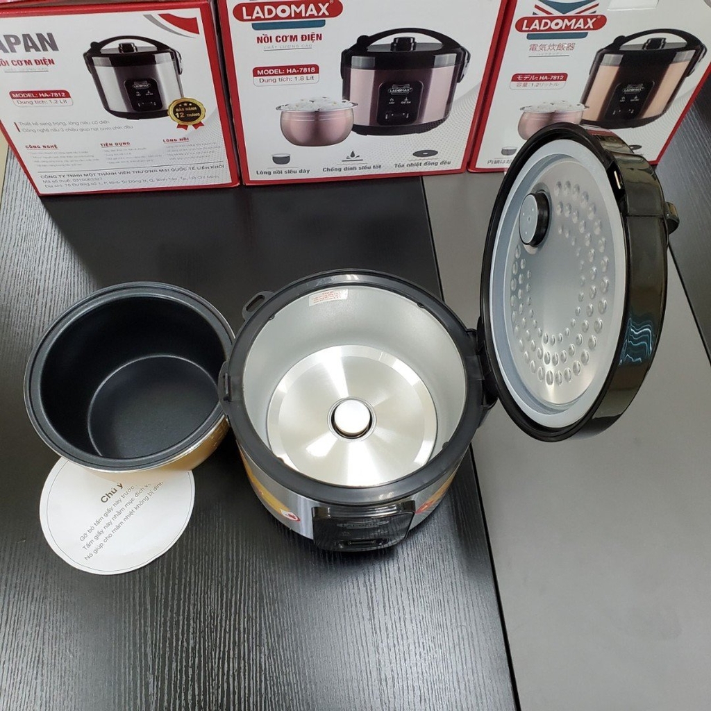 Nồi cơm điện 1.2L Ladomax Ha-7812