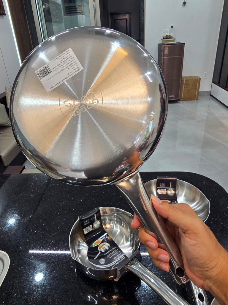 Chảo inox 3 lớp miệng rót 20cm Greencook GCP254-20IH (1tx6)