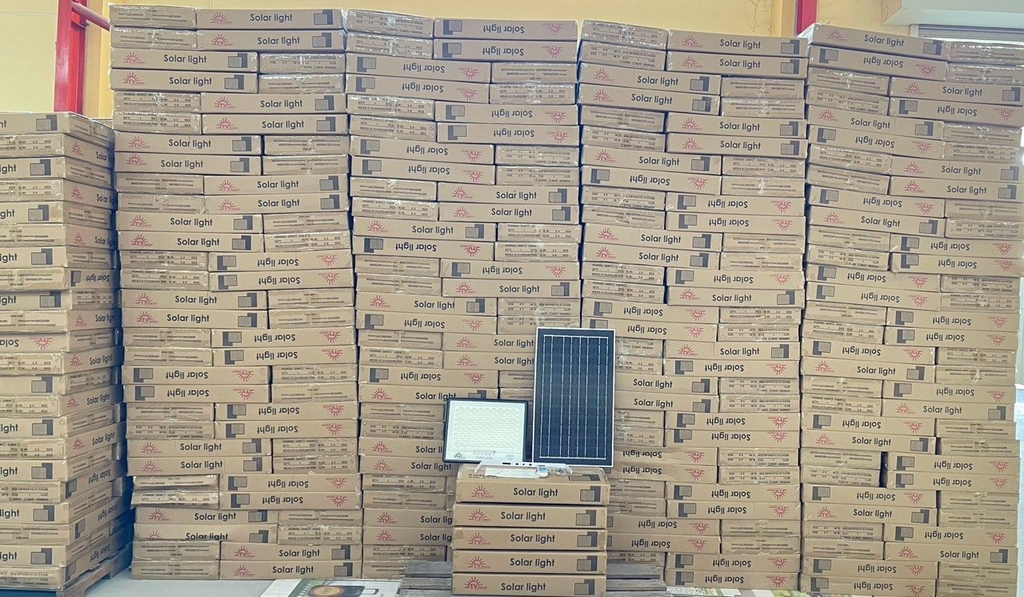 Đèn năng lượng mặt trời Solar 508W