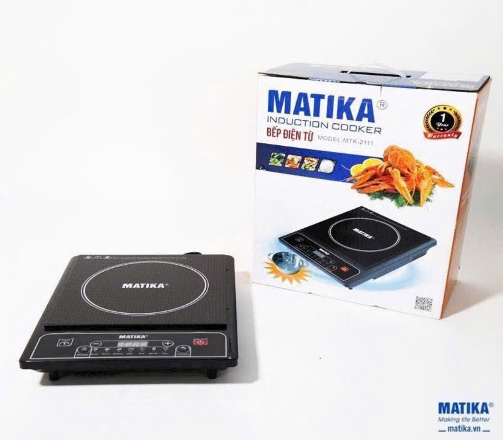 Bếp điện từ tặng lẩu Matika MTK-2111