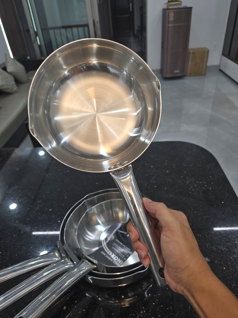 Chảo sâu inox 3 lớp miệng rót 20cm Greencook GCP255-20IH (1tx6)