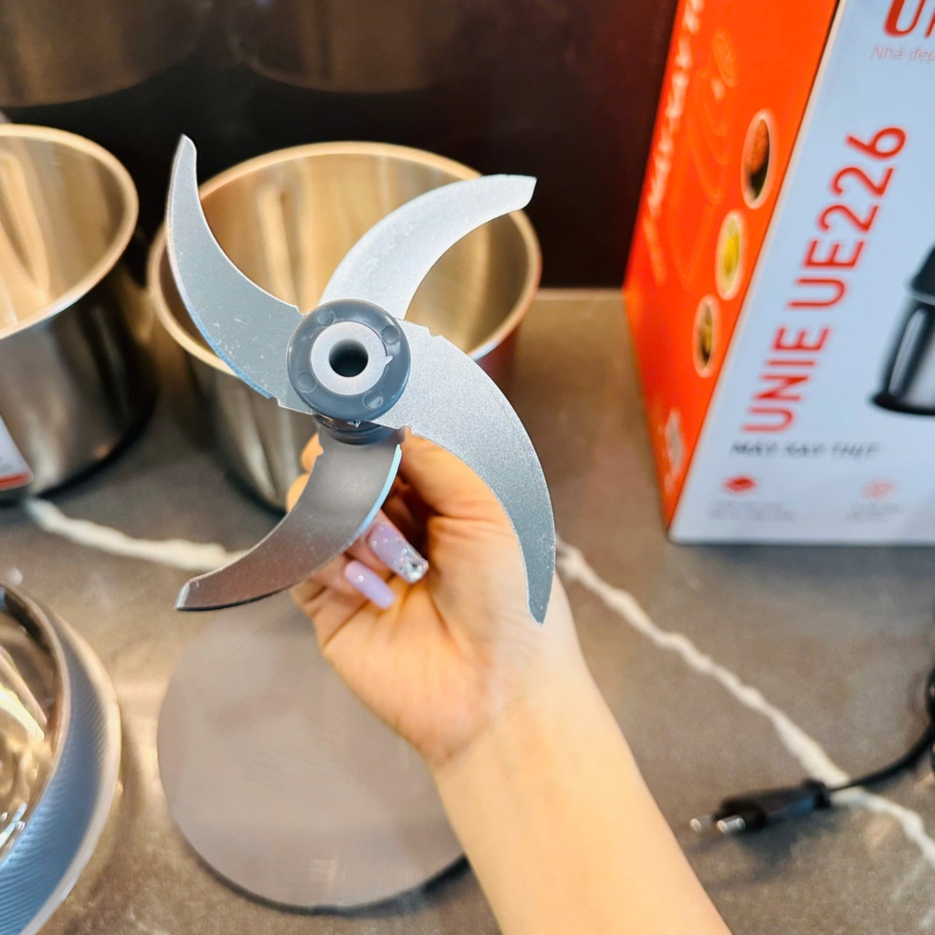 Máy xay thịt đa năng Unie UE226 (1tx12)