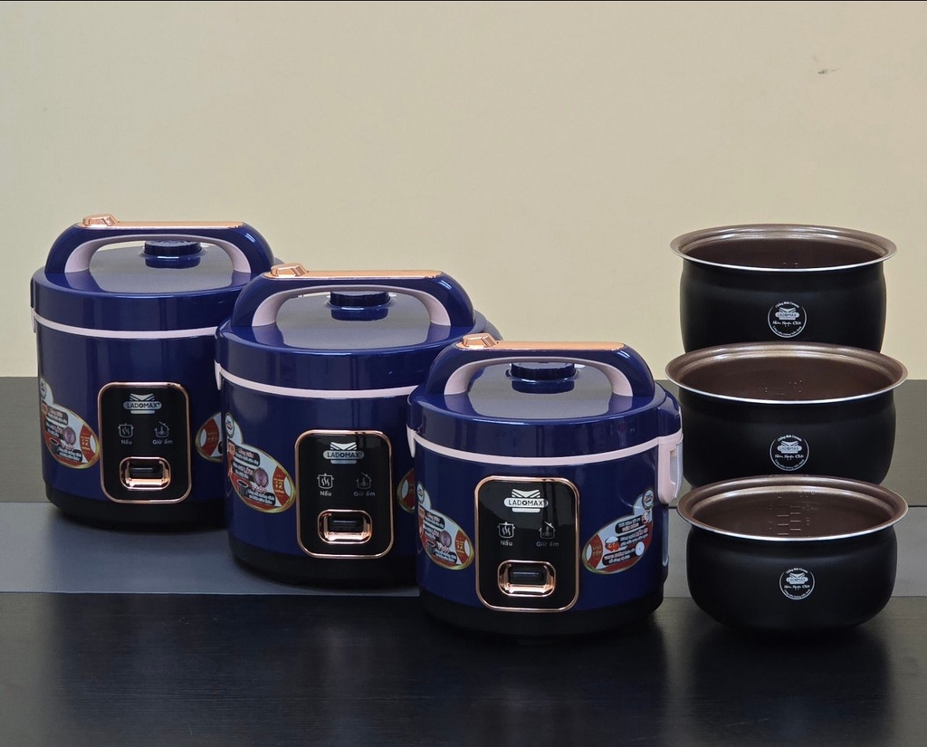 Nồi cơm điện 1.8L Ladomax Ha-7918 (1tx6)