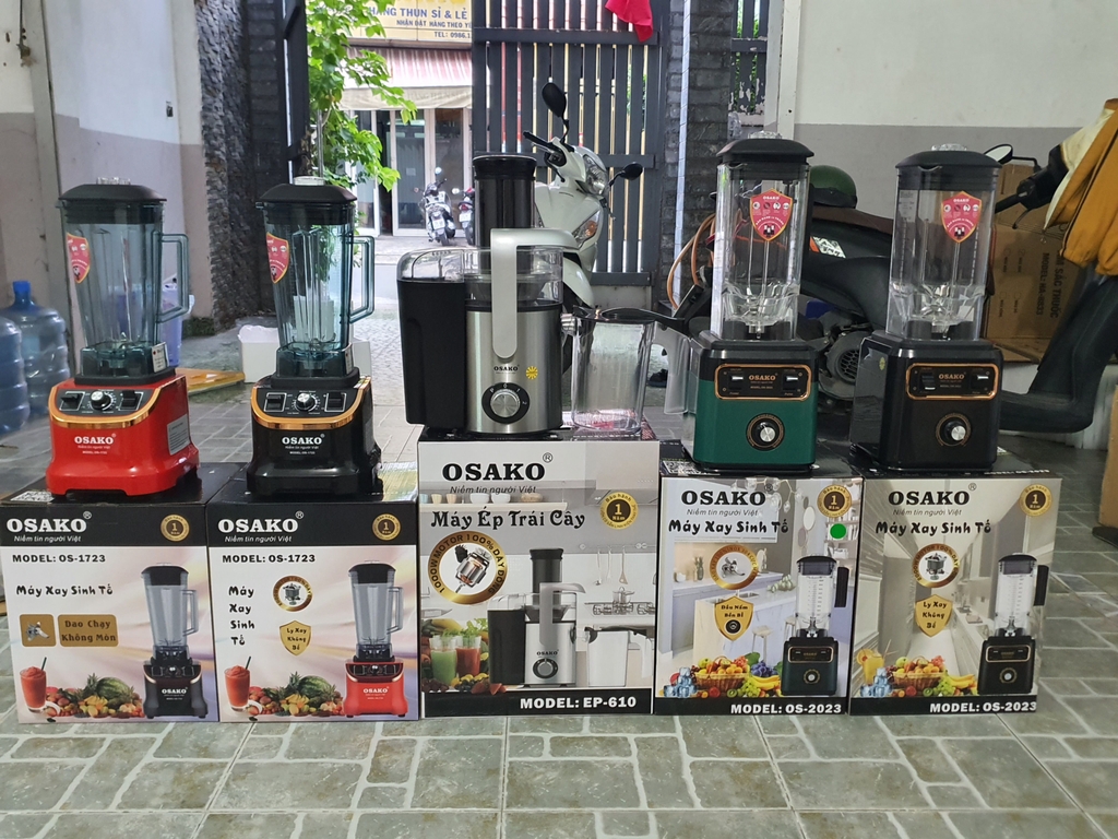 Máy ép trái cây 1000w Osako EP-610 (1tx2)