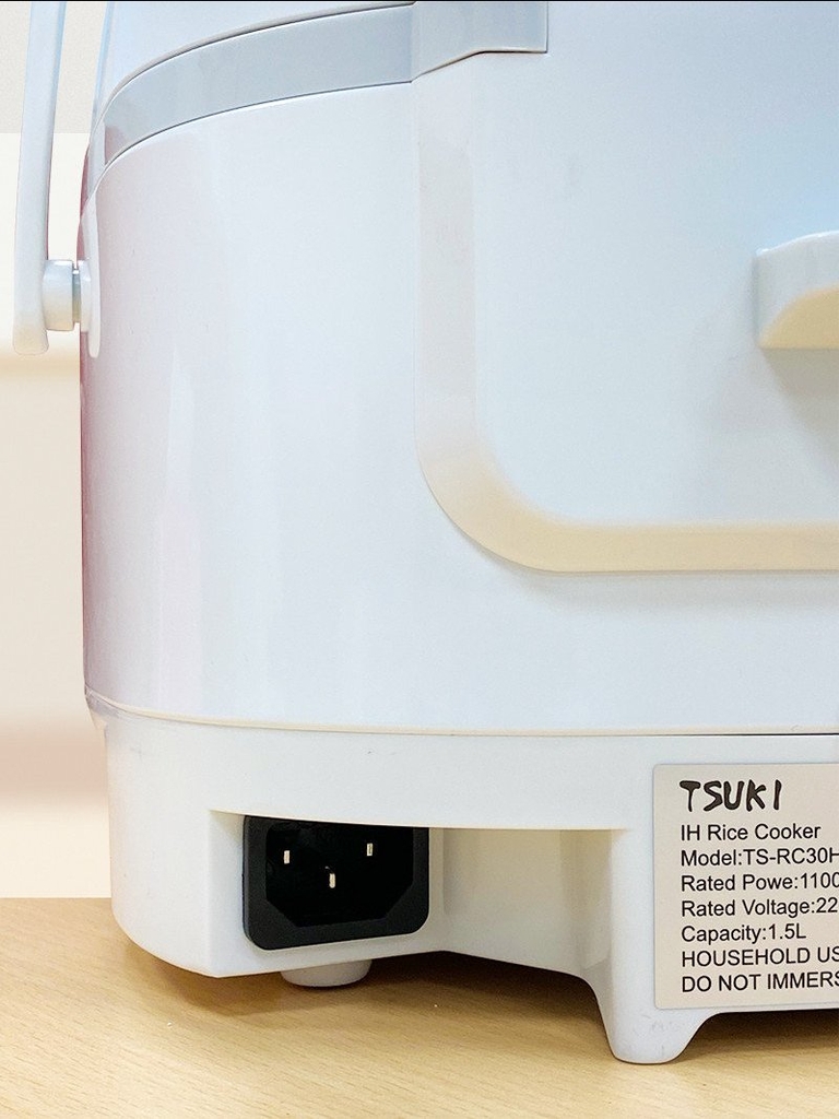 Nồi cơm điện từ cao tần 1.5L Tsuki TS-RC30HI