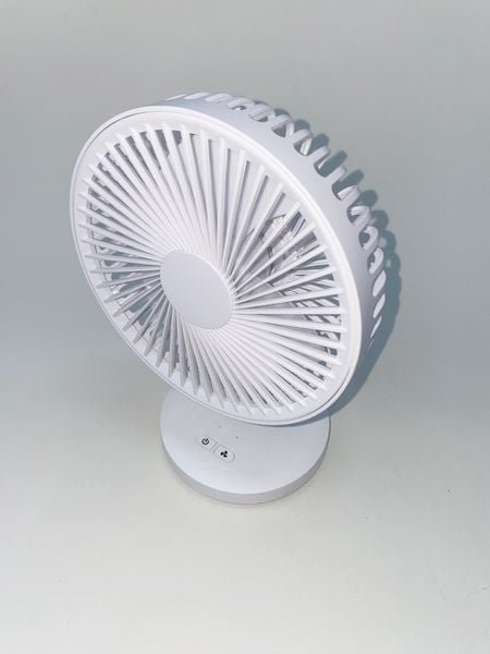 Quạt để bàn có sạc tích điện Perfect PF-QB2170 (1tx10)