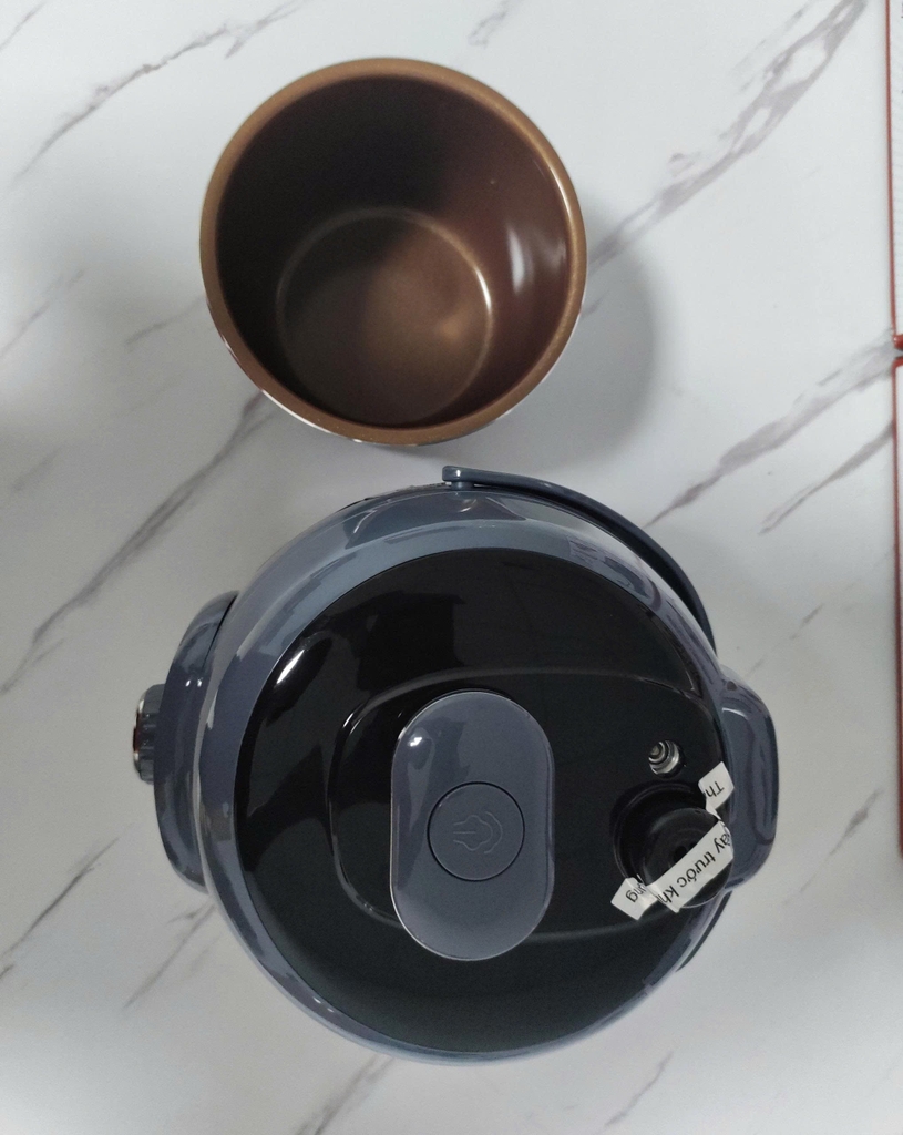 Nồi áp suất 2.8L Ladomax Ha7862 (1tx4)