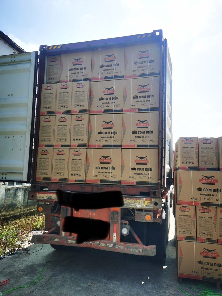 Nồi cơm điện 1.2L Ladomax Ha-7412 (1tx6)