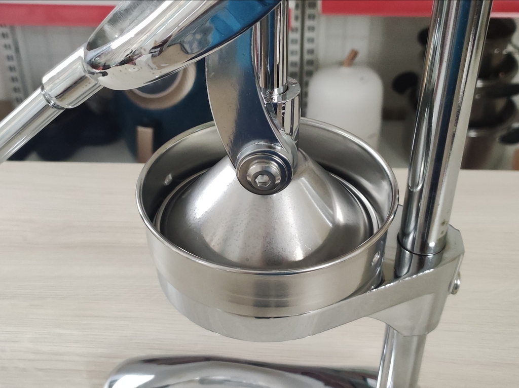 Dụng cụ ép cam bằng tay 3.2kg