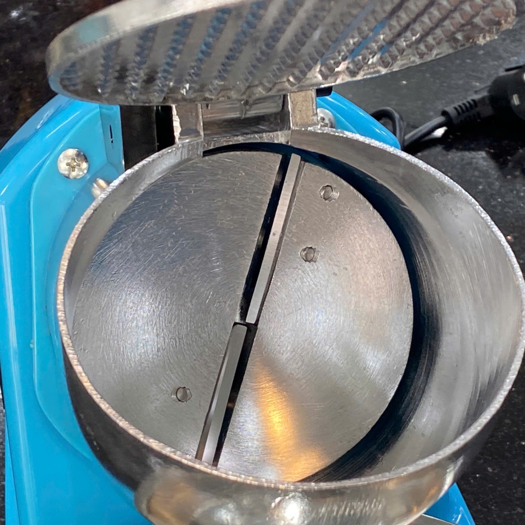 Máy bào đá tuyết 500W, 2 lưỡi Ririhong RRH500-2