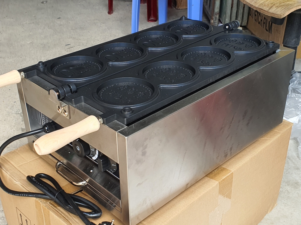 Máy làm bánh đồng xu khuôn 4 bánh loại 1