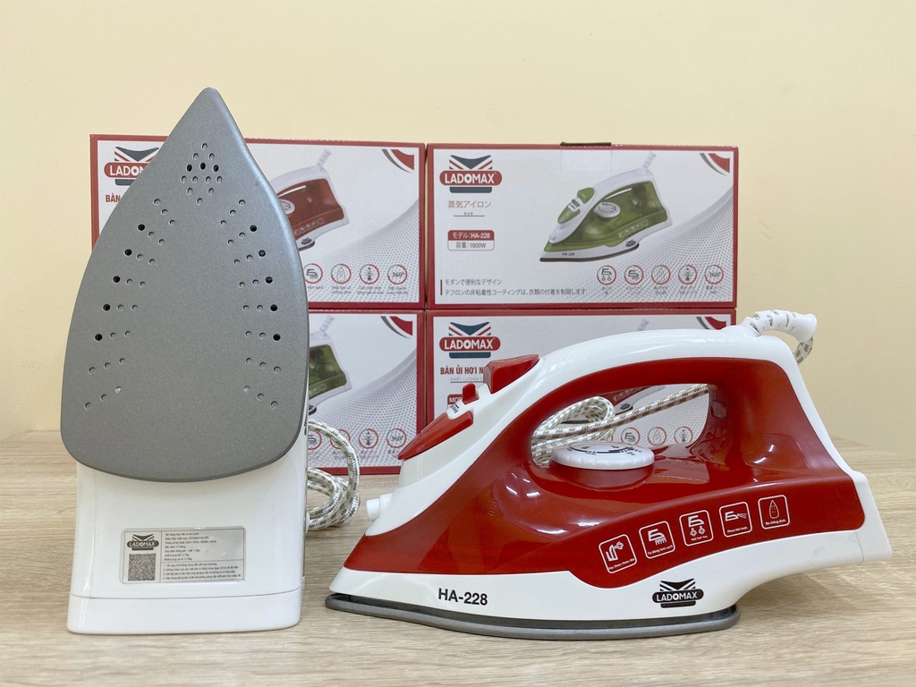 Bàn ủi hơi nước Ladomax Ha-228 (1tx24)
