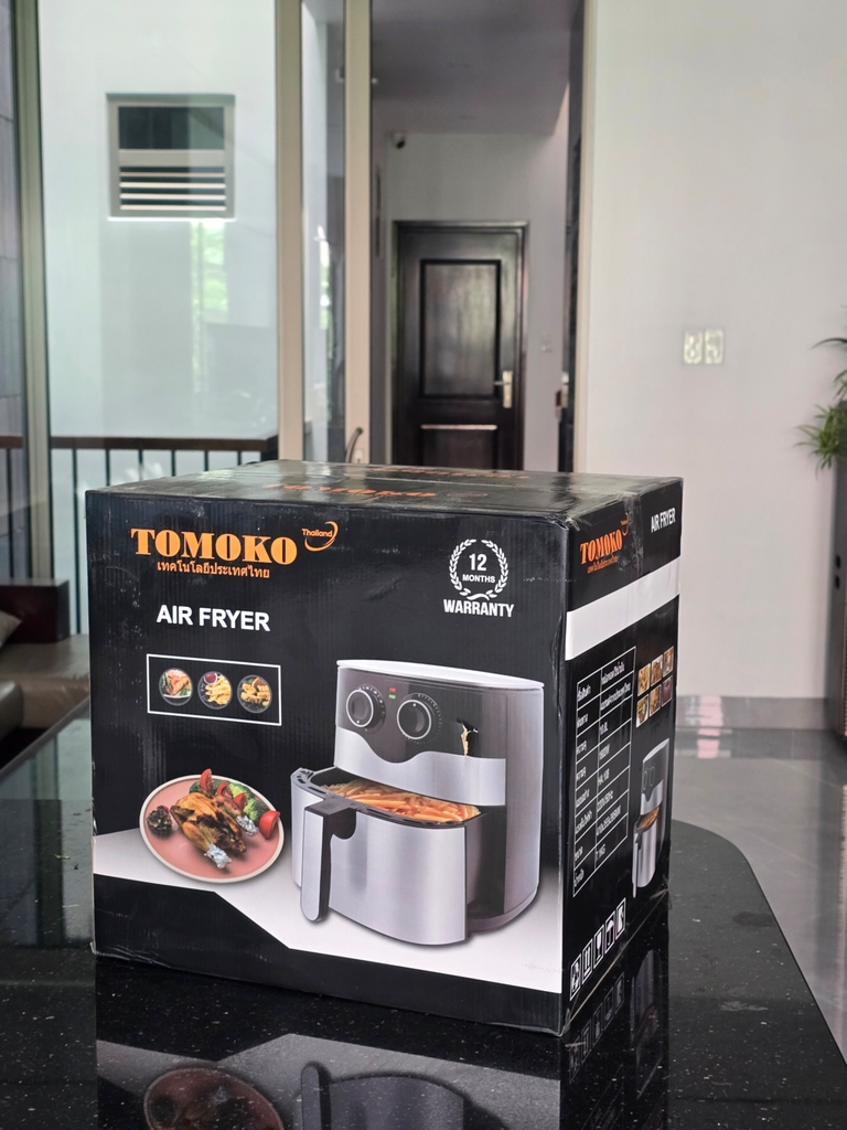 Nồi chiên không dầu 10.8L Tomoko Ha-108