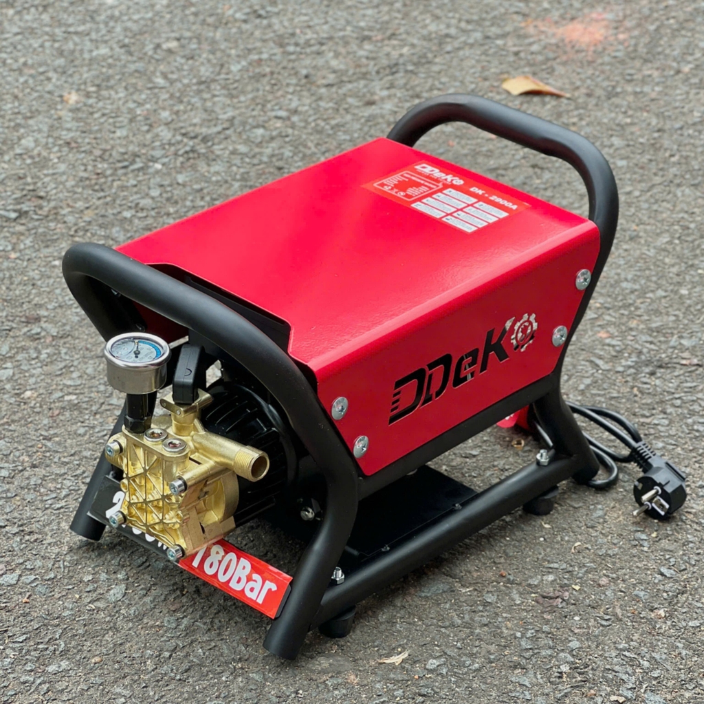 Máy rửa xe Deko DK-2900A (1tx2)