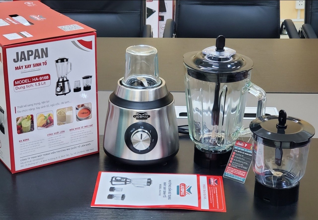 Máy xay sinh tố 3 cối thủy tinh Ladomax Ha-9168-3 (1tx6)