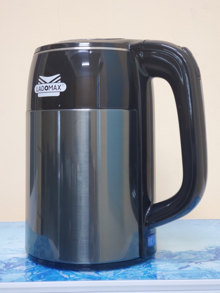 Ấm đun siêu tốc 2 lớp Ladomax Ha-888