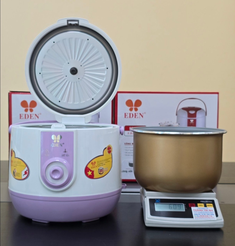 Nồi cơm điện 2.2L EDEN ED-1268 (1tx4)