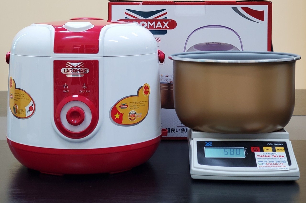Nồi cơm điện nắp gài 1.8L Ladomax Ha-7318 (1tx4)
