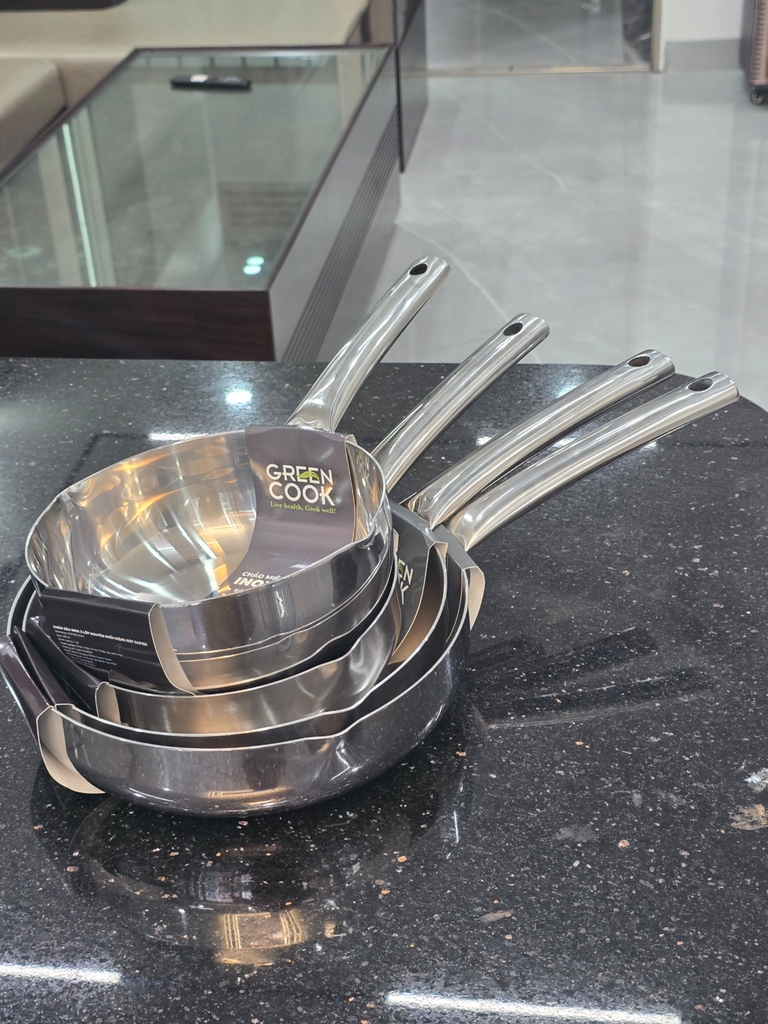 Chảo sâu inox 3 lớp miệng rót 20cm Greencook GCP255-20IH (1tx6)